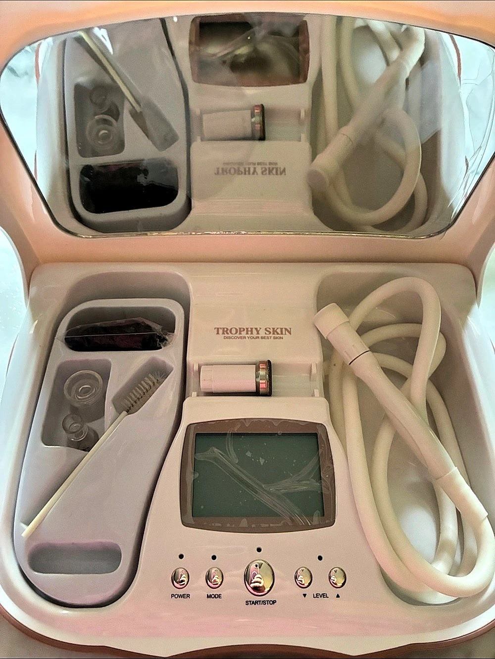 Trophy Skin MicrodermMD Home Microdermabrasion System Pink & White